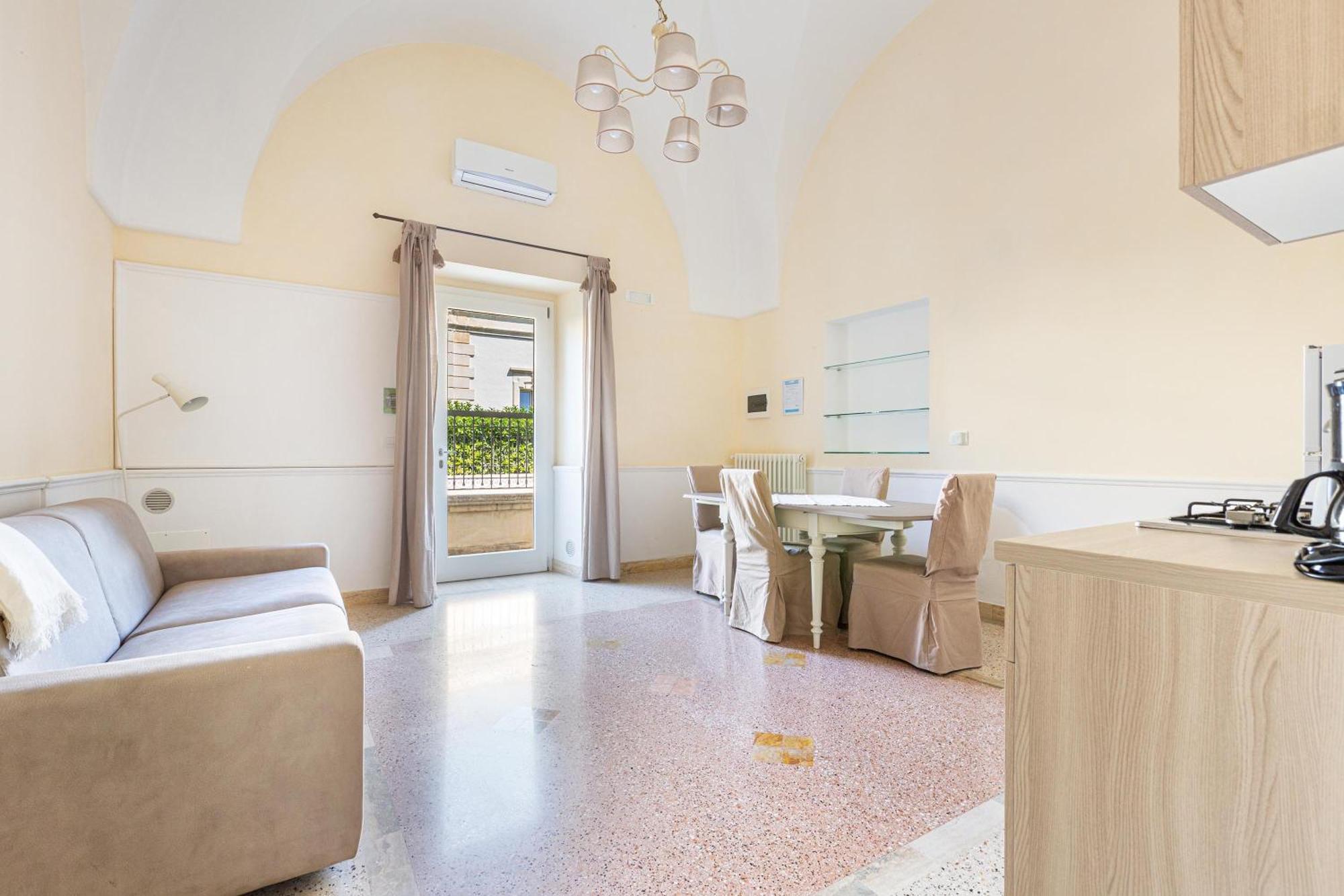 Dimora Le Tre Muse Guesthouse 莱切 外观 照片